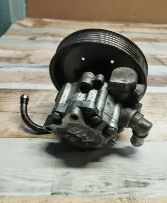 Audi A6 S6 C5 4B Power steering pump 059145255