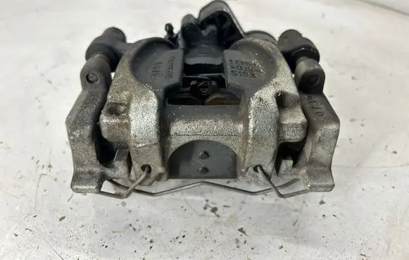 Subaru Forester SK Rear brake caliper 26620SJ010