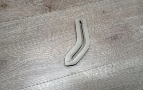 Volvo V50 Seat belt trim 8665745