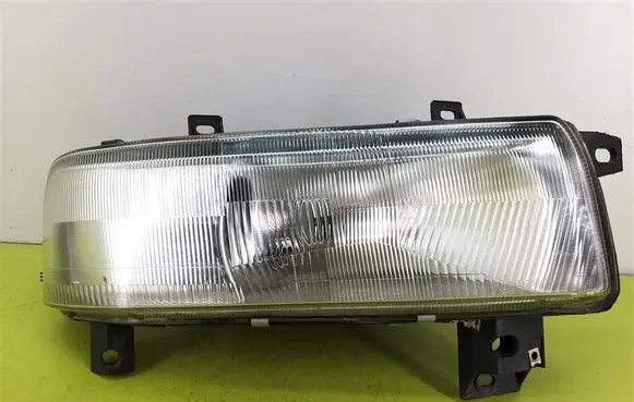 Renault Master II Headlight/headlamp 085511143R