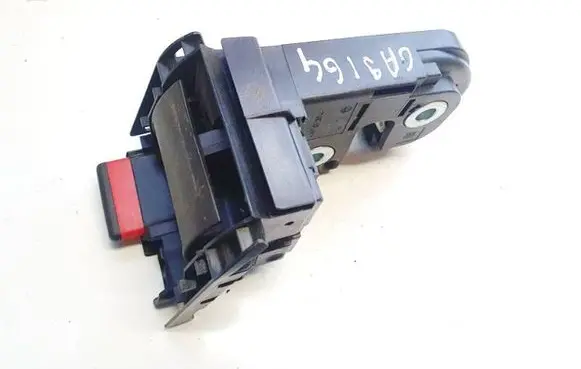 Opel Insignia A Seat back rest lock catch 445893206 330709