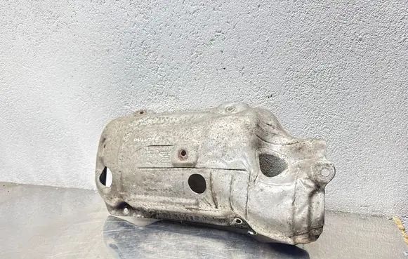 Opel Insignia A Exhaust heat shield 55562332
