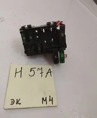 Renault Clio II Fuse box set 7703297565