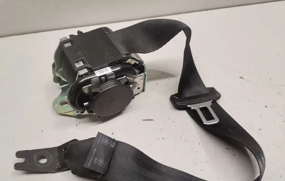Volvo V90 Cross Country Rear seatbelt 39836042