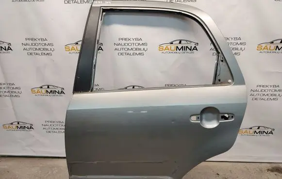 Suzuki SX4 Rear door