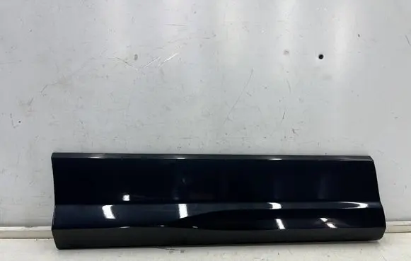 Audi Q2 - Rear door trim (molding) 81a853970b