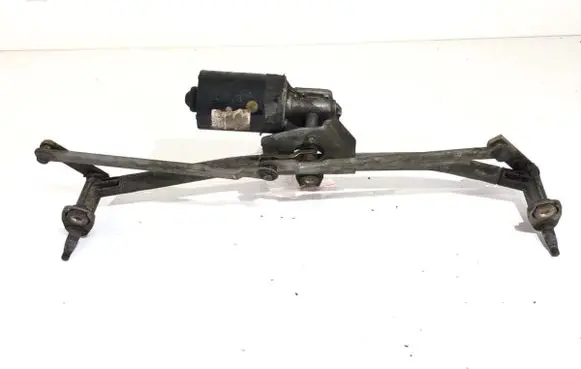 Front wiper linkage and motor