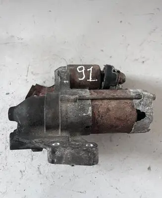 Volkswagen PASSAT B6 Starter motor M001T93071