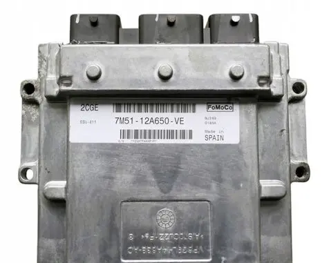 Ford Focus Engine control unit/module 7M5112A650VE 2CGE