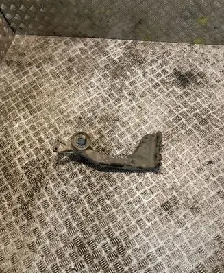 Mercedes-Benz Vito Viano W639 Rear differential/diff mount bracket 6393500542 A6393500542