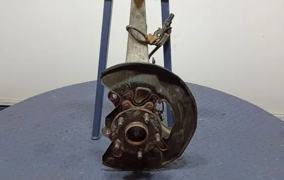 Lexus IS III XE30 Front wheel hub spindle knuckle