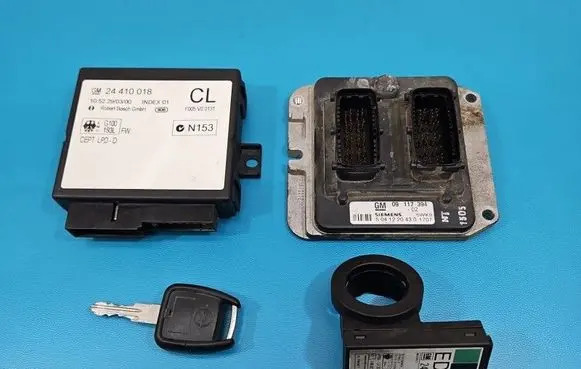 Opel Astra G Engine control unit/module ECU 09117394 IMPRK1600422