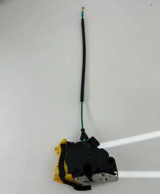 KIA Pro Cee'd II Front door lock 81310A2800