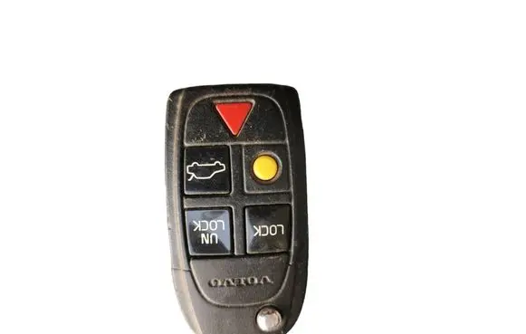 Volvo XC90 Ignition key/card 8626557