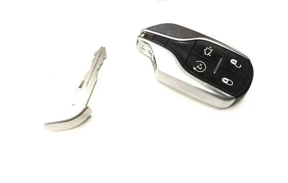 Maserati Ghibli Ignition key/card 