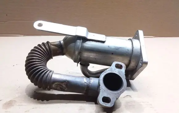 Renault Kangoo II EGR valve cooler 147352070R