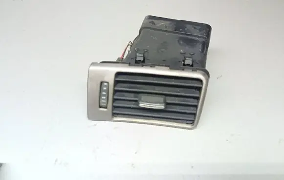 Audi A6 S6 C5 4B Dashboard side air vent grill/cover trim 4B1820901