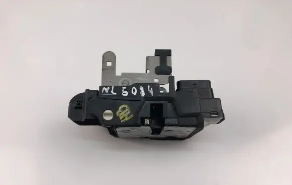 Volvo V40 Coupe door lock (next to the handle) 31440394