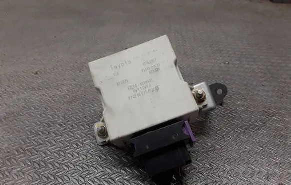Toyota Avensis T250 Window wiper relay 8594005040