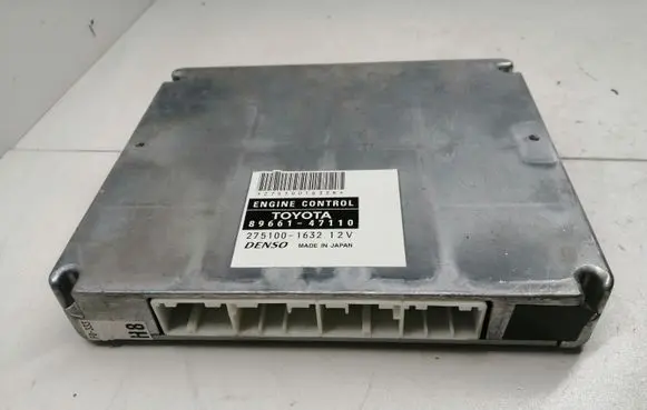 Toyota Prius (XW20) Engine control unit/module 8966147110 2751001632