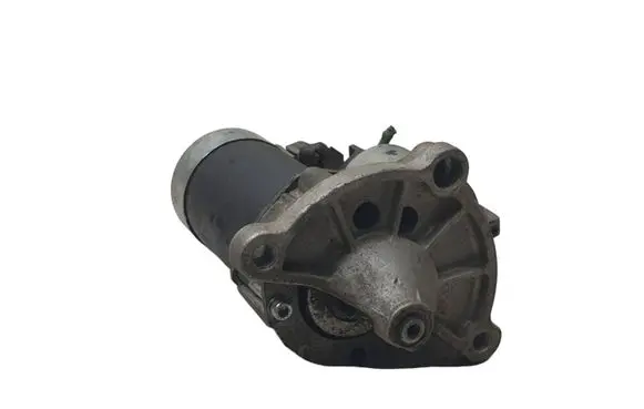 Peugeot 806 Starter motor D6RA16 670796