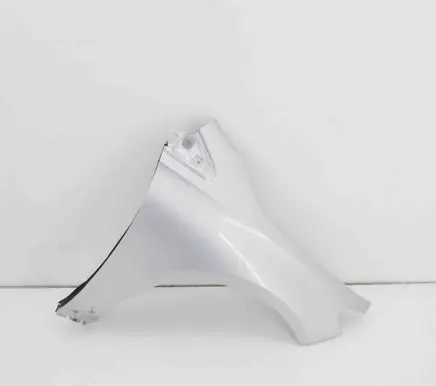 Mercedes-Benz B W247 Fender