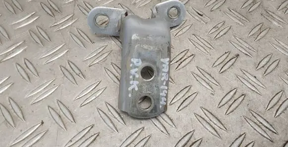 Toyota Yaris Front door upper hinge 