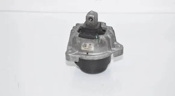 BMW 5 F10 F11 Engine mount bracket 6851266 22116851266
