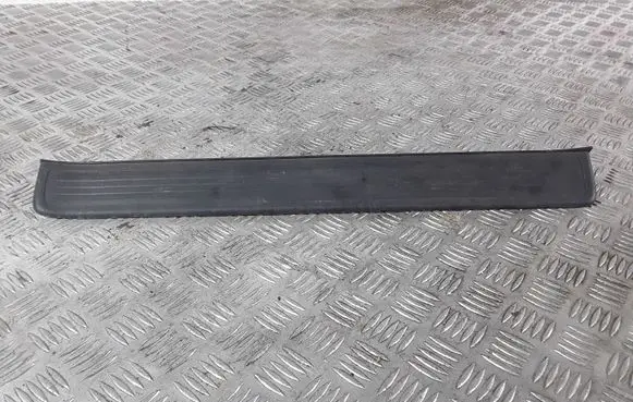 Honda CR-V Front sill trim cover 84252SWAAM1