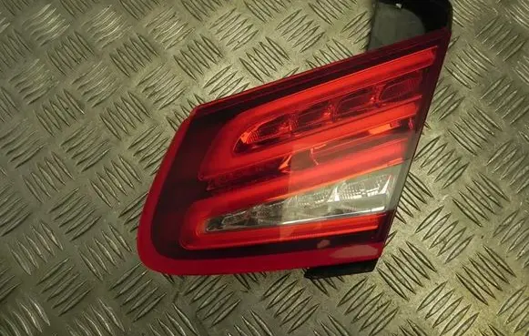Rear/tail lights