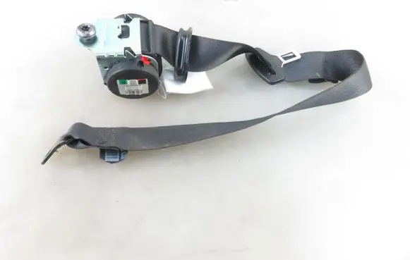 Opel Zafira C Rear seatbelt 13332240 13251508
