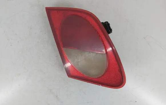 Mercedes-Benz E W210 Tailgate rear/tail lights A2108201164
