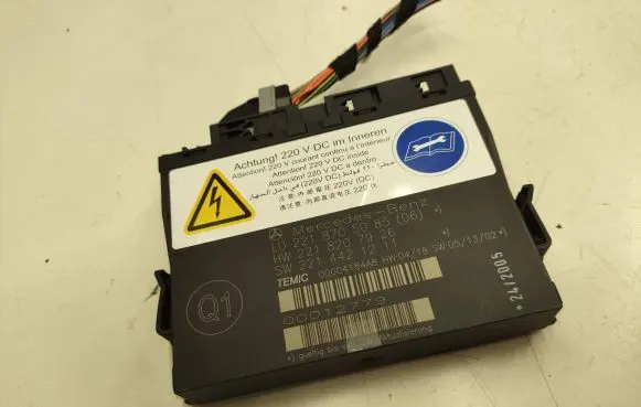 Mercedes-Benz S W221 Seat control module 2218207926 90012779 2214421211