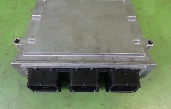Ford Focus Engine control unit/module ECU 6S4A-12A650-KB