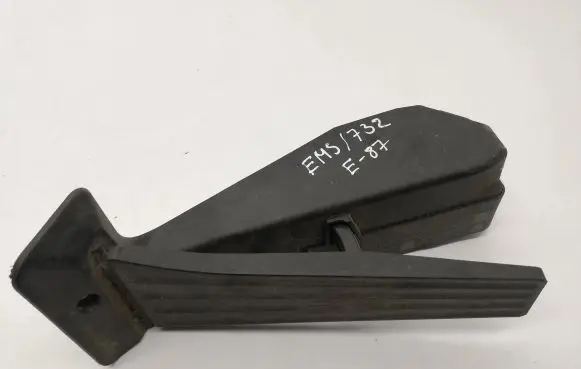 BMW 1 E81 E87 Accelerator throttle pedal 6793743