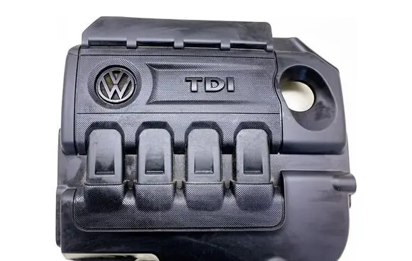 Volkswagen Arteon Engine cover (trim) 04L103954T