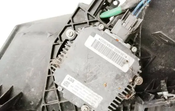 Mazda CX-7 Headlight ballast module Xenon