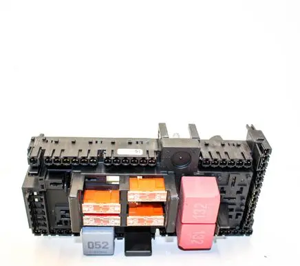 Mercedes-Benz E W213 Fuse box set A2139068801
