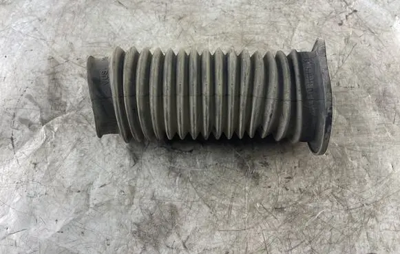 Opel Astra H Front shock absorber dust cover boot 55700767 5570076796