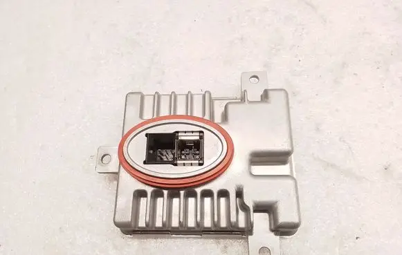 Headlight ballast module Xenon
