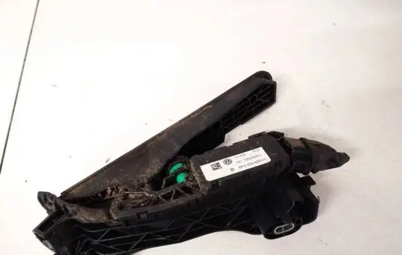 Volkswagen Golf V Accelerator throttle pedal 1k1721503l 6pv008600-00