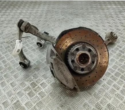 Mercedes-Benz C W205 Front wheel hub A2055403406 A2059058003