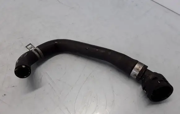 Volvo XC60 Engine coolant pipe/hose