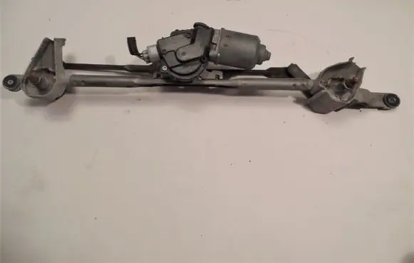 Subaru Forester SH Front wiper linkage and motor 86511SC010