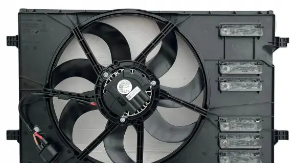 Audi Q3 F3 Electric radiator cooling fan 5Q0959455AQ 5Q0121203CD 5Q0121203AA