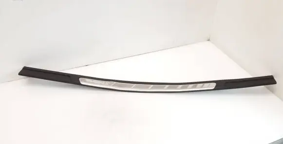 Skoda Octavia Mk2 (1Z) Other sill/pillar trim element