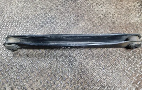Cadillac Escalade Rear control arm