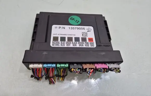 Opel Astra J Comfort/convenience module 13579056
