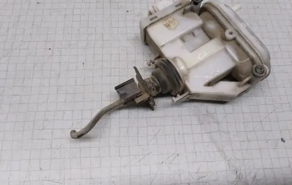 Volkswagen PASSAT B4 Central locking motor 