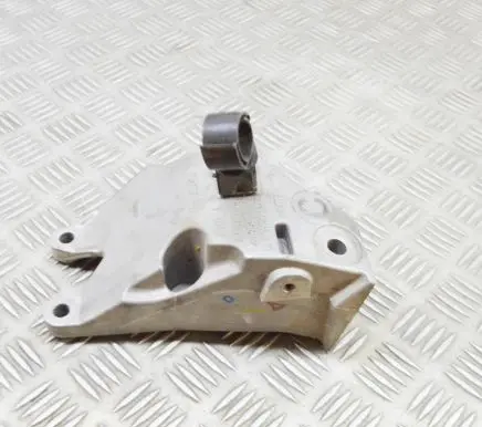 BMW 6 G32 Gran Turismo Engine mounting bracket 6864593 6861563